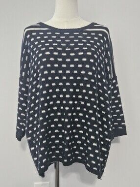 Elena Wang Size M Navy Blue 3/4 Sleeve Knit Women's Sweater with White Geometric